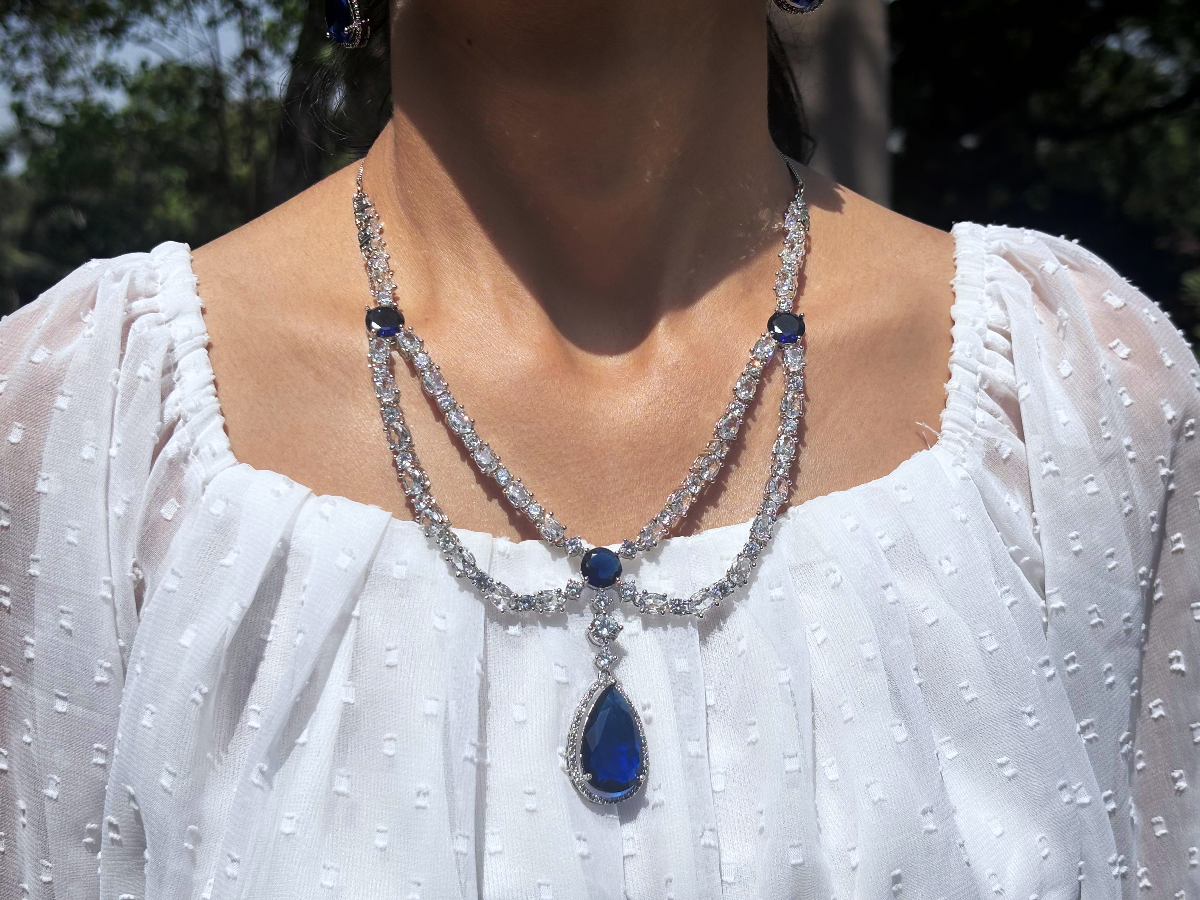 Oceanic Luxury - Elegant Diamond-Cut Set