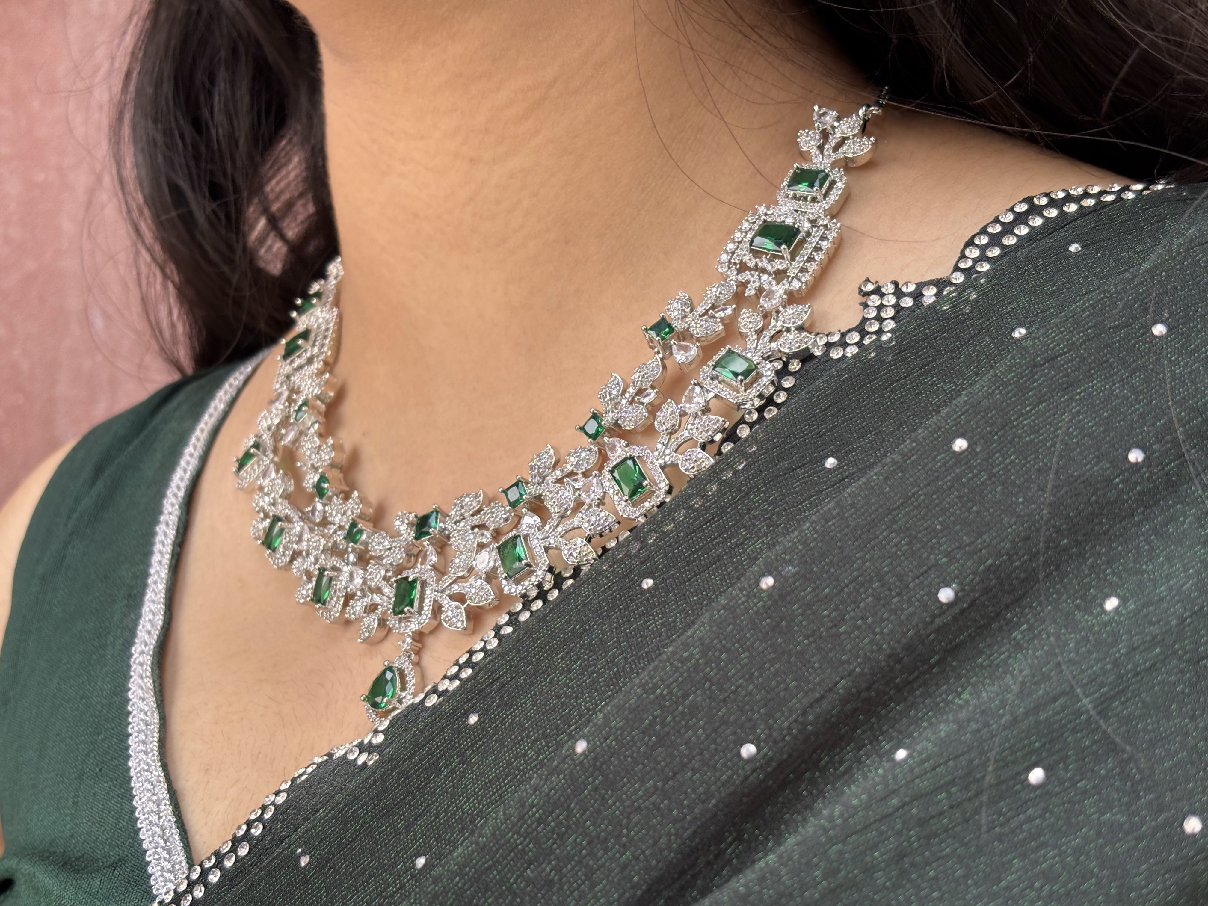 Silverleaf Majesty - Luxe Leaf-Inspired CZ Jewellery Set